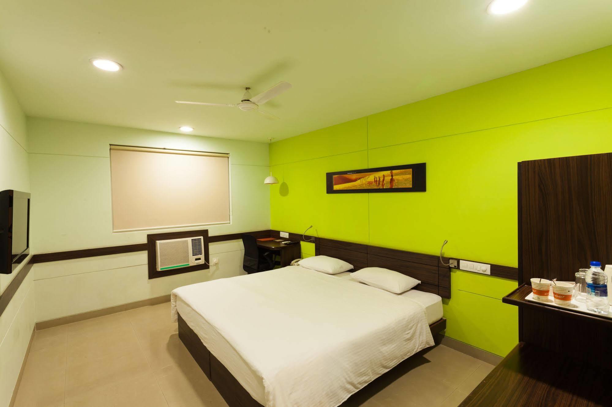 Jaipur Hotel Buitenkant foto